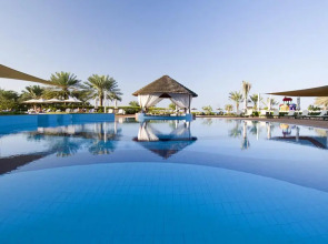 Danat Jebel Dhanna Resort