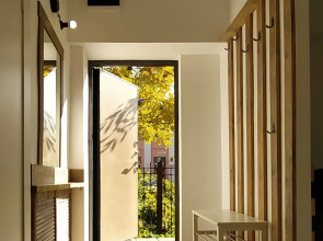 Квартира в центре с собственным двориком