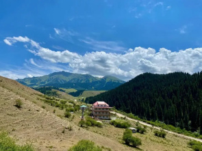 Les i Gory Guest house