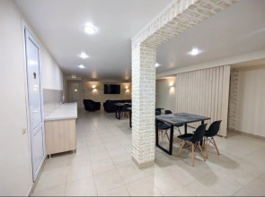 Отель Шесть Гор