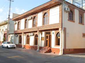 Отель Ideal Best Tour