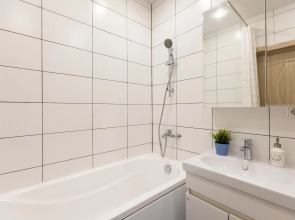 Апартаменты Сутки Уфа на Рудольфа Нуреева 1.36