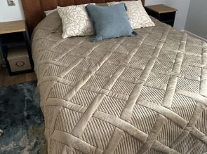 Апартаменты с 3 спальнями в частном доме