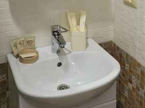 Апартаменты Возле Аэропорта Кольцово и Мини Студии Маяк