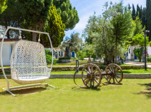 Risus Garden Marina Hotel