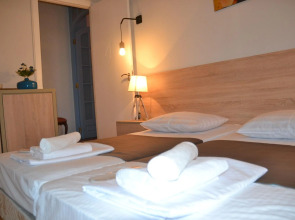 Отель Piccolo Casa Bella