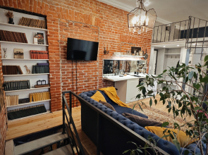 Апартаменты Винтаж с Собственным Двориком