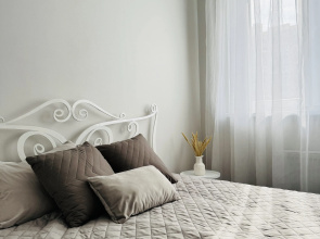 Semeynye Apartamenty, Apartments