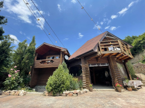 Teokhari Guest House