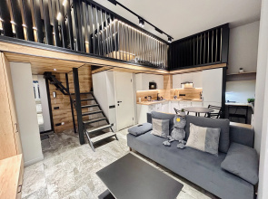 Studiya Briz Loft Flat