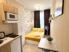 Uyutnaya kvartira-studiya v ZHK Solnechnyj FLZ Apartments