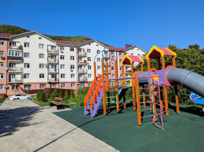 Квартира 65 м удобная для семьи напротив Казино с видом на горы