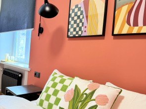 Квартира Роскошная двухкомнатная квартира в сталинке с видом на Аллею Героев