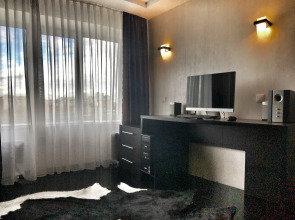 Апартаменты 5-комнатный люкс у озера на Мещерском бульваре