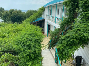 Leto Vsem Guest House