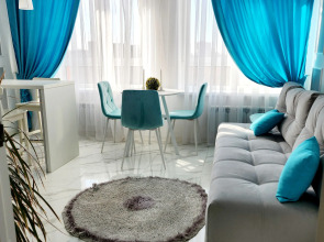 Квартира с видом на закат Родионова, 19