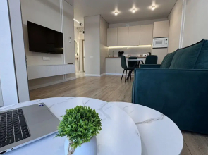 Na Ulitse Vladimira Petrovskogo 4 Flat