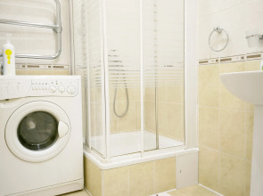 Апартаменты Проспект Независимости 44, Суперцентр, двушка