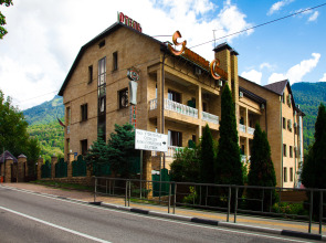 Гостевой дом Утомлённые Солнцем