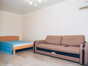 Na Ul Tsyurupy 158k2 Flat