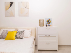 Квартира Сеть апартаментов ЧемодаНН с видом на реку