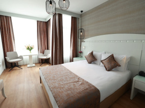 Nova Plaza Orion Hotel