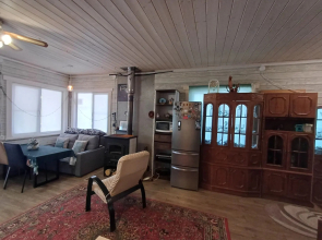 Uyutny Private house