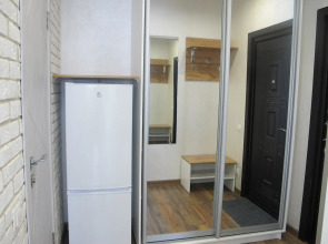 Апартаменты на Воскресенской 14/1