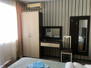 Dom S Delfinami Guest House