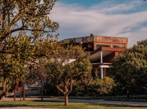 Отель Kimera Lounge