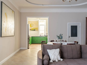 Квартира писателя в центре Петербурга с бесплатной парковкой