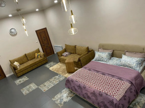 Квартира лофт с террасой на набережной в центре