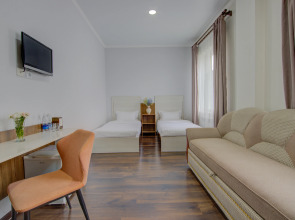 Отель Shah Palace