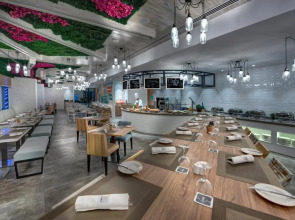 TIME Oak Hotel & Suites