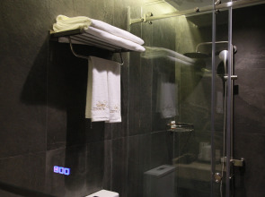 Отель Sofia International