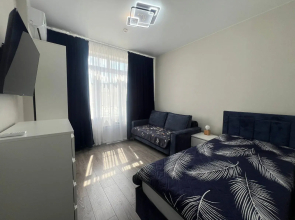 Yevrotreshka S Vidom Na Bacsejn V Zhk Kiparis 263 Flat