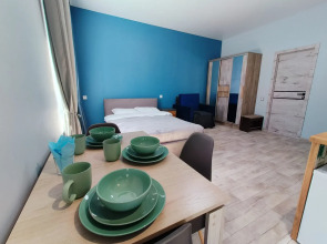 Апартаменты на Покровской Blue №2