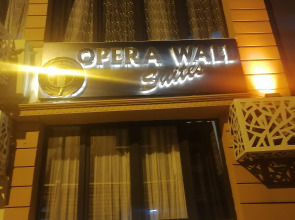 Отель Opera Wall Suite