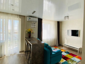 Uyutnye apartamenty v tsentre goroda Volgograda Flat
