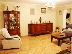 9 Etazh Apartments