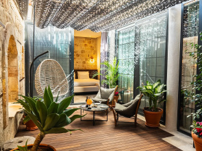 Belmondo Suites Hotel