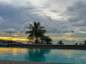 Отель Clarion Patong Beach