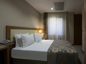 Отель Yasmak Sultan