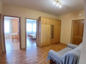 Апартаменты Яркий семейный 2х к апартамент