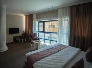 Отель Salam Baku SBH