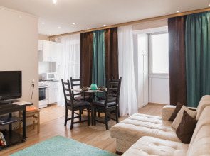 Апартаменты на Большой Покровской 73 в самом центре. Сова-Дом