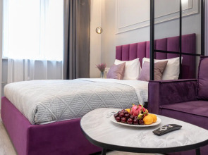 Апартаменты «Бордовый шик» в районе ВДНХ «Эстет Апарт»