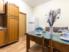 Апартаменты Comfort Home на 10 гостей на Карла Маркса 39