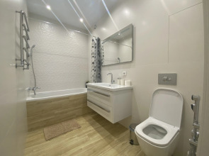 Апартаменты 3-комнатные HomeApart Туровского, 10