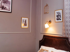 Гостевой дом Four Lions House (Фор Лайонс Хаус)